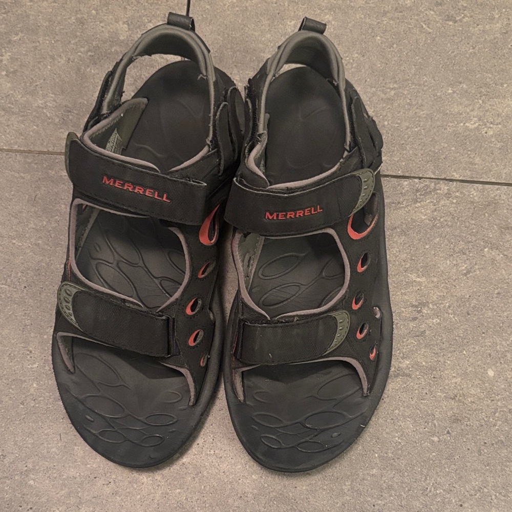 Merrell Black Men's Outdoor Performance Sandals with Red Accents